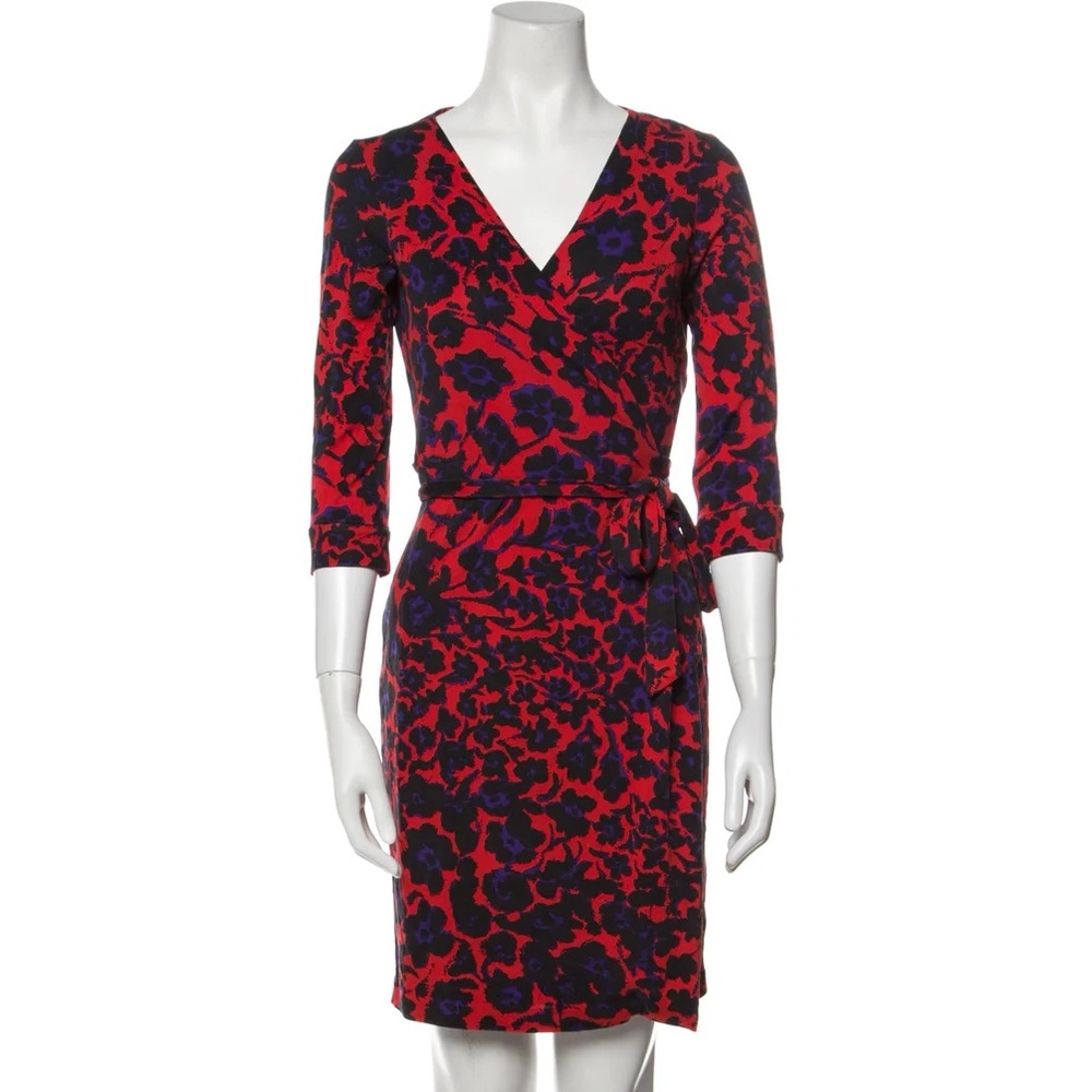 Diane von Furstenberg DVF silk wrap dress - size 8
